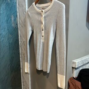 Faherty Cream Fitted Long Sleeve Sweater